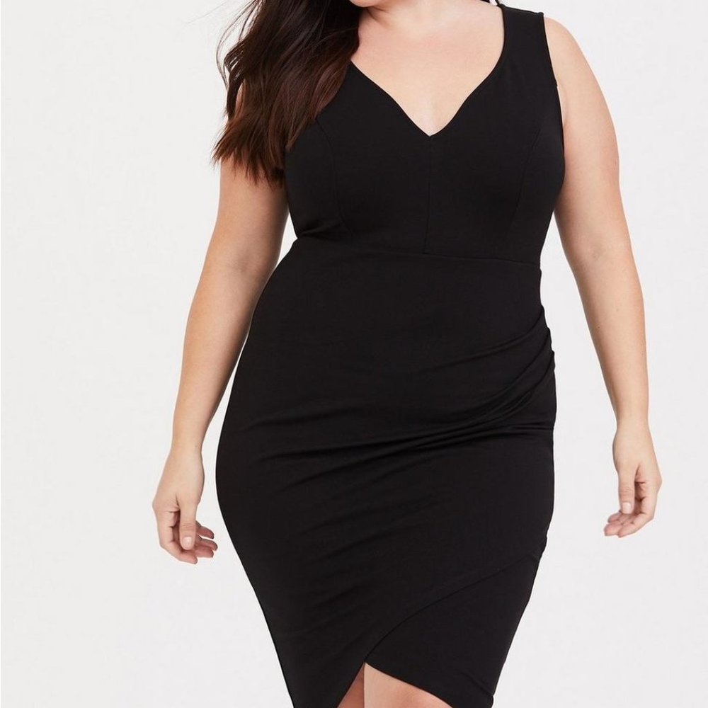 Torrid Size 2 - Mini Studio Luxe Ponte Bodycon Dress - Black
